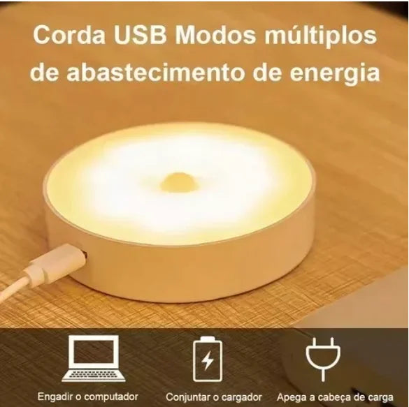 Vista frontal mostrando design compacto 8,3cm
